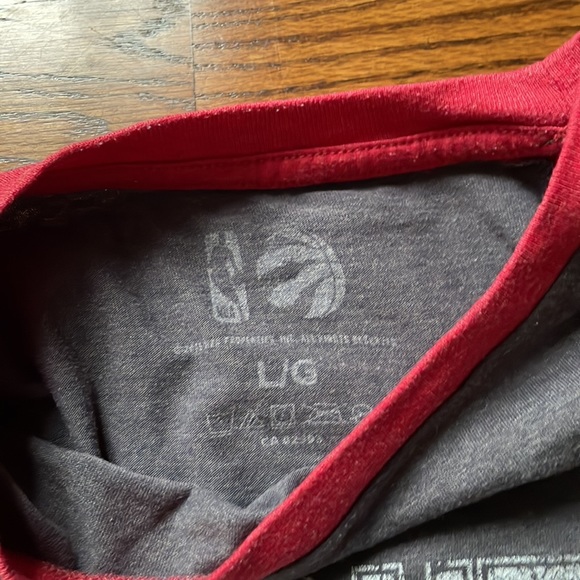 Raptors NBA Raglan T - Picture 2 of 4